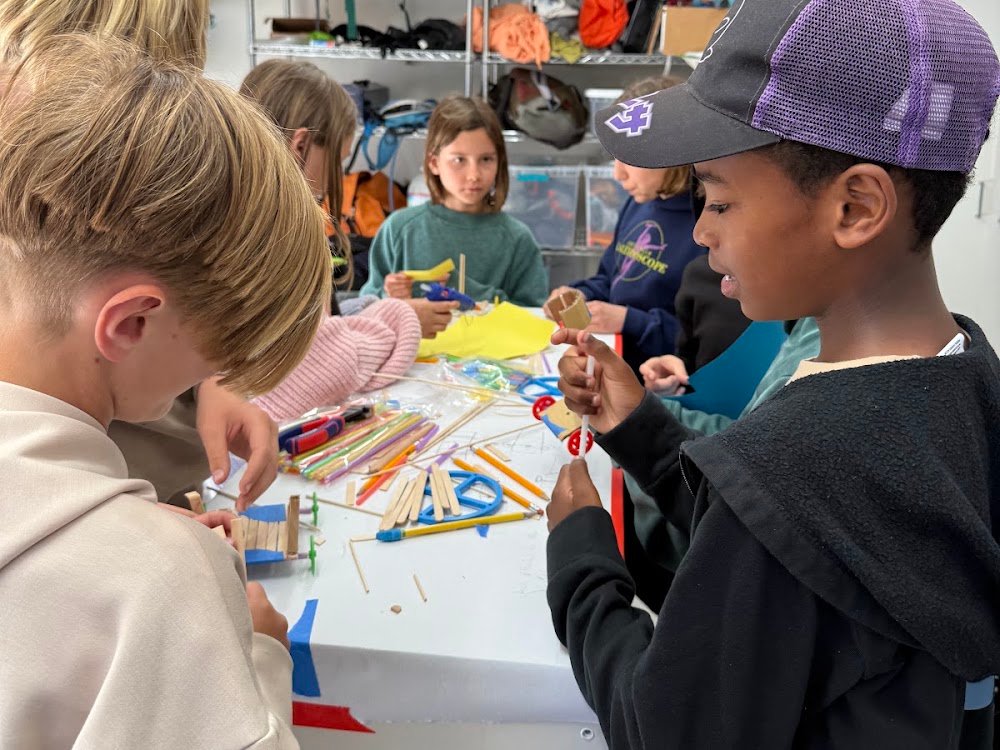 Kids with hand-built land yachts